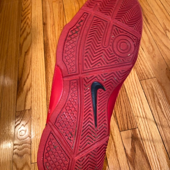 Nike AirVisiPro Sneakers - Picture 3 of 4